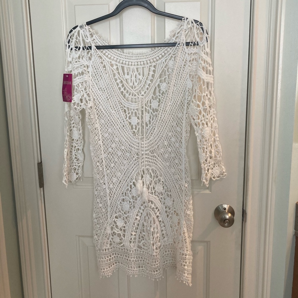 Moda crocheted beach cover up